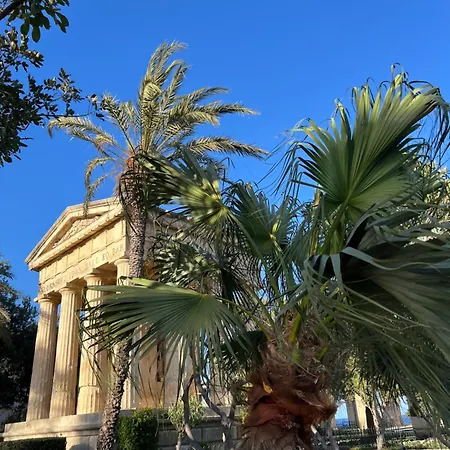 Moon Malta Boutique With Rooftop Pool & Sea Views Of Valletta, Grand Harbour & Three Cities Cospicua