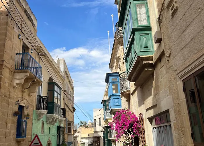 Moon Malta Boutique With Rooftop Pool & Sea Views Of Valletta, Grand Harbour & Three Cities