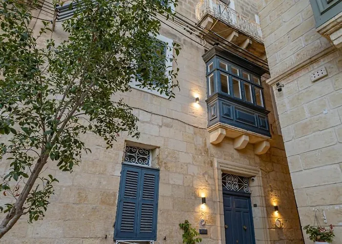Moon Malta Boutique With Rooftop Pool & Sea Views Of Valletta, Grand Harbour & Three Cities