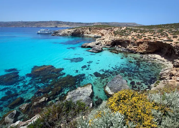 Moon Malta Boutique With Rooftop Pool & Sea Views Of Valletta, Grand Harbour & Three Cities 住宿加早餐酒店 3*