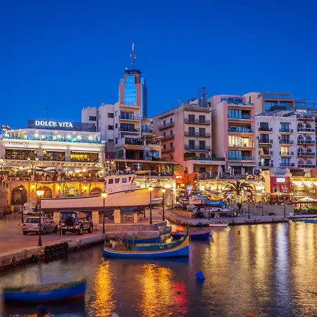 Moon Malta Boutique With Rooftop Pool & Sea Views Of Valletta, Grand Harbour & Three Cities Nocleg ze śniadaniem Cospicua