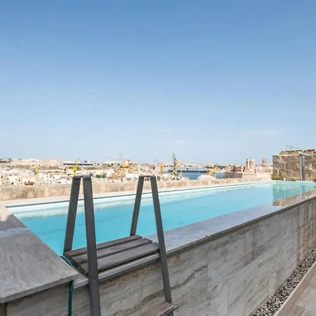 ベッド・アンド・ブレックファスト Moon Malta Boutique With Rooftop Pool & Sea Views Of Valletta, Grand Harbour & Three Cities