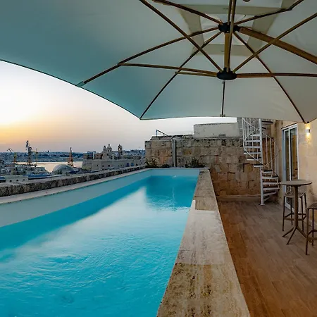 Moon Malta Boutique With Rooftop Pool & Sea Views Of Valletta, Grand Harbour & Three Cities ベッド・アンド・ブレックファスト 3*