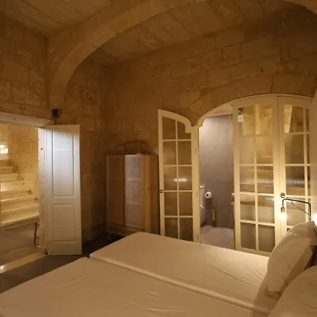 فندق مبيت وإفطار Moon Malta Boutique With Rooftop Pool & Sea Views Of Valletta, Grand Harbour & Three Cities