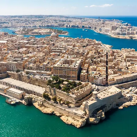 Moon Malta Boutique With Rooftop Pool & Sea Views Of Valletta, Grand Harbour & Three Cities