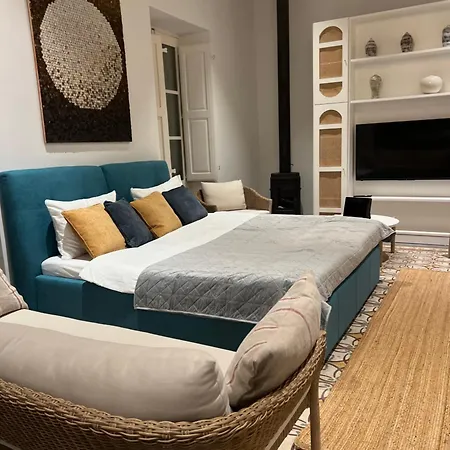 ベッド・アンド・ブレックファスト Moon Malta Boutique With Rooftop Pool & Sea Views Of Valletta, Grand Harbour & Three Cities 3*