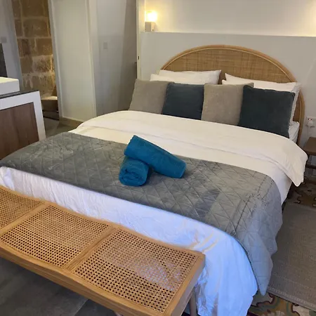 Moon Malta Boutique With Rooftop Pool & Sea Views Of Valletta, Grand Harbour & Three Cities ベッド・アンド・ブレックファスト 3*