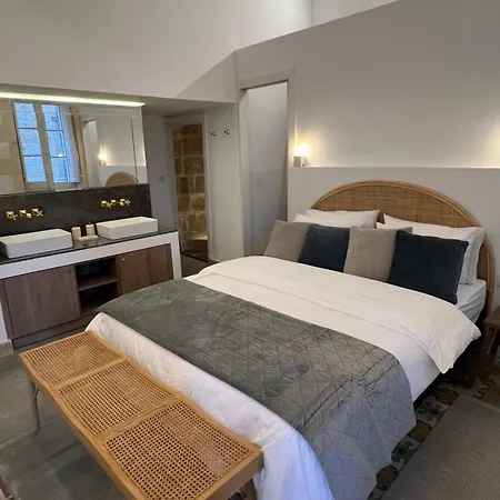 ベッド・アンド・ブレックファスト Moon Malta Boutique With Rooftop Pool & Sea Views Of Valletta, Grand Harbour & Three Cities Cospicua