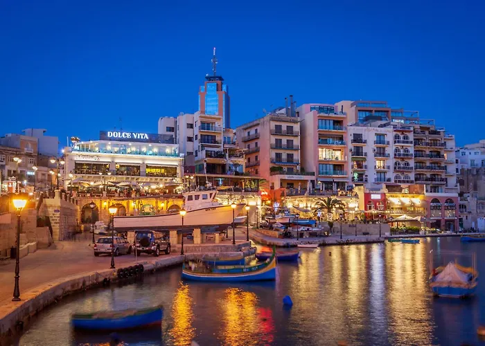 Moon Malta Boutique With Rooftop Pool & Sea Views Of Valletta, Grand Harbour & Three Cities B&B Cospicua