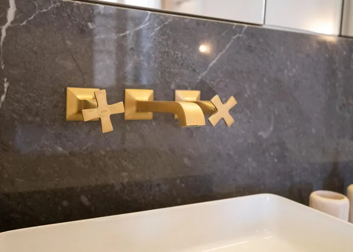 Moon Malta Boutique With Rooftop Pool & Sea Views Of Valletta, Grand Harbour & Three Cities Cospicua