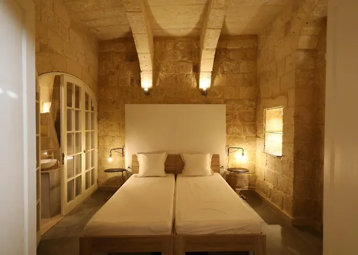 Moon Malta Boutique With Rooftop Pool & Sea Views Of Valletta, Grand Harbour & Three Cities B&B 3*