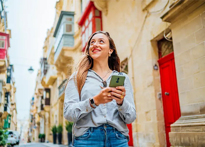 B&B Moon Malta Boutique With Rooftop Pool & Sea Views Of Valletta, Grand Harbour & Three Cities 3*