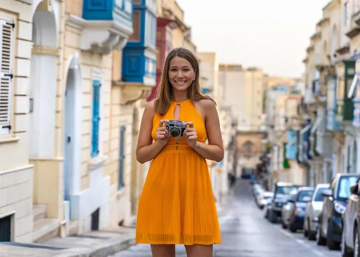 B&B Moon Malta Boutique With Rooftop Pool & Sea Views Of Valletta, Grand Harbour & Three Cities 3*