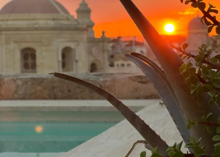 Moon Malta Boutique With Rooftop Pool & Sea Views Of Valletta, Grand Harbour & Three Cities